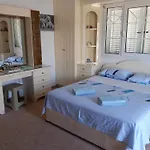 Homestay Vasilis House *