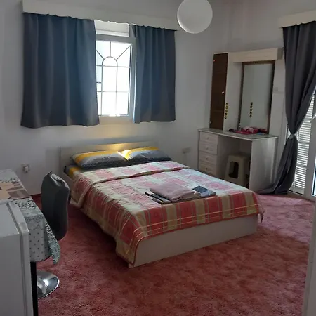 Homestay szállás Vasilis House Dhromolaxia