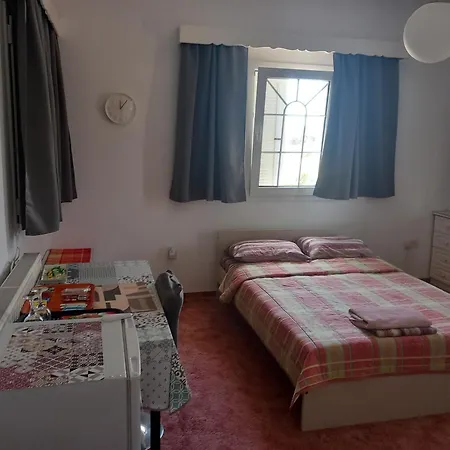 Homestay szállás Vasilis House Dhromolaxia
